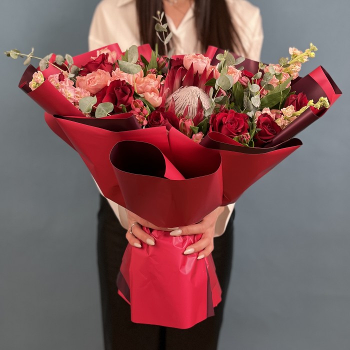 Авторский букет Сияние протеи